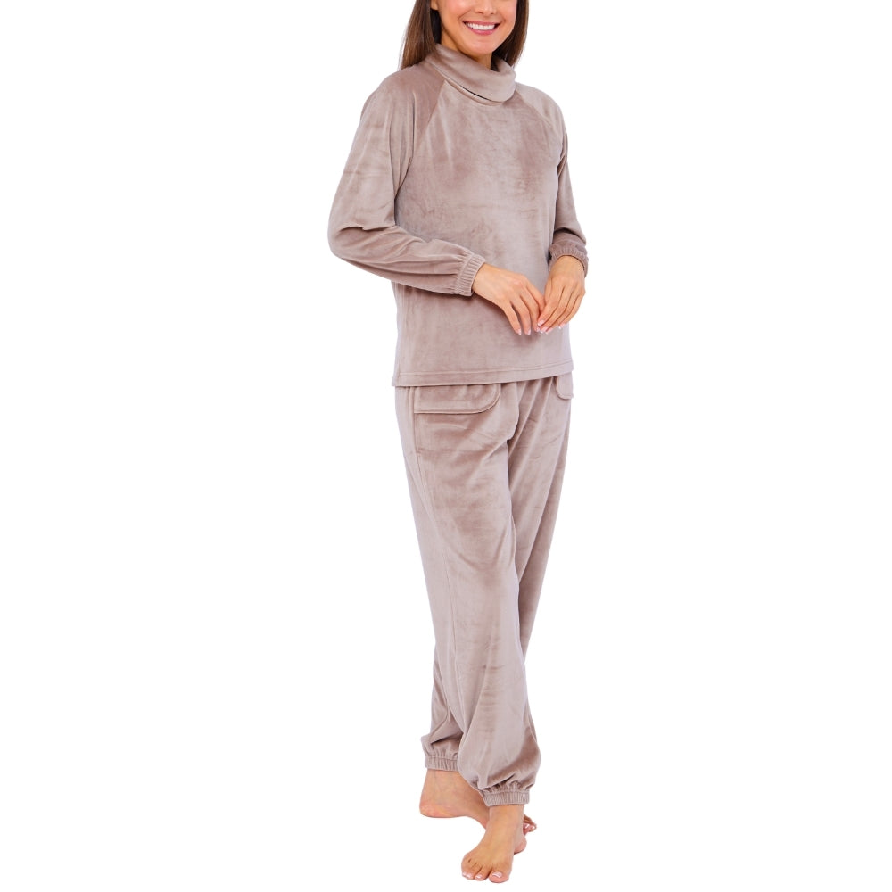 Women's Cowl Neck Velour Pyjamas (15592158069118)